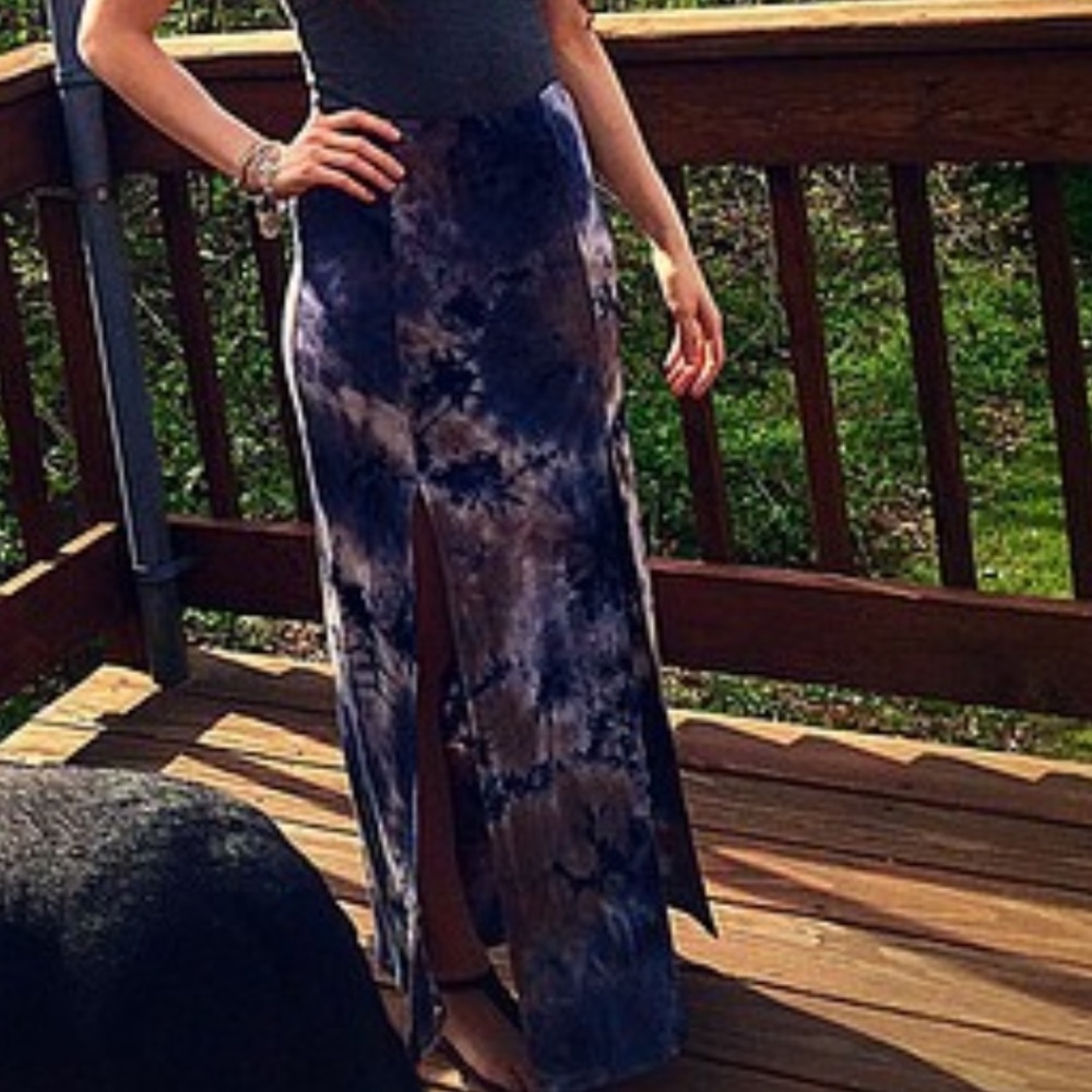Double spilt tie dye maxi skirt